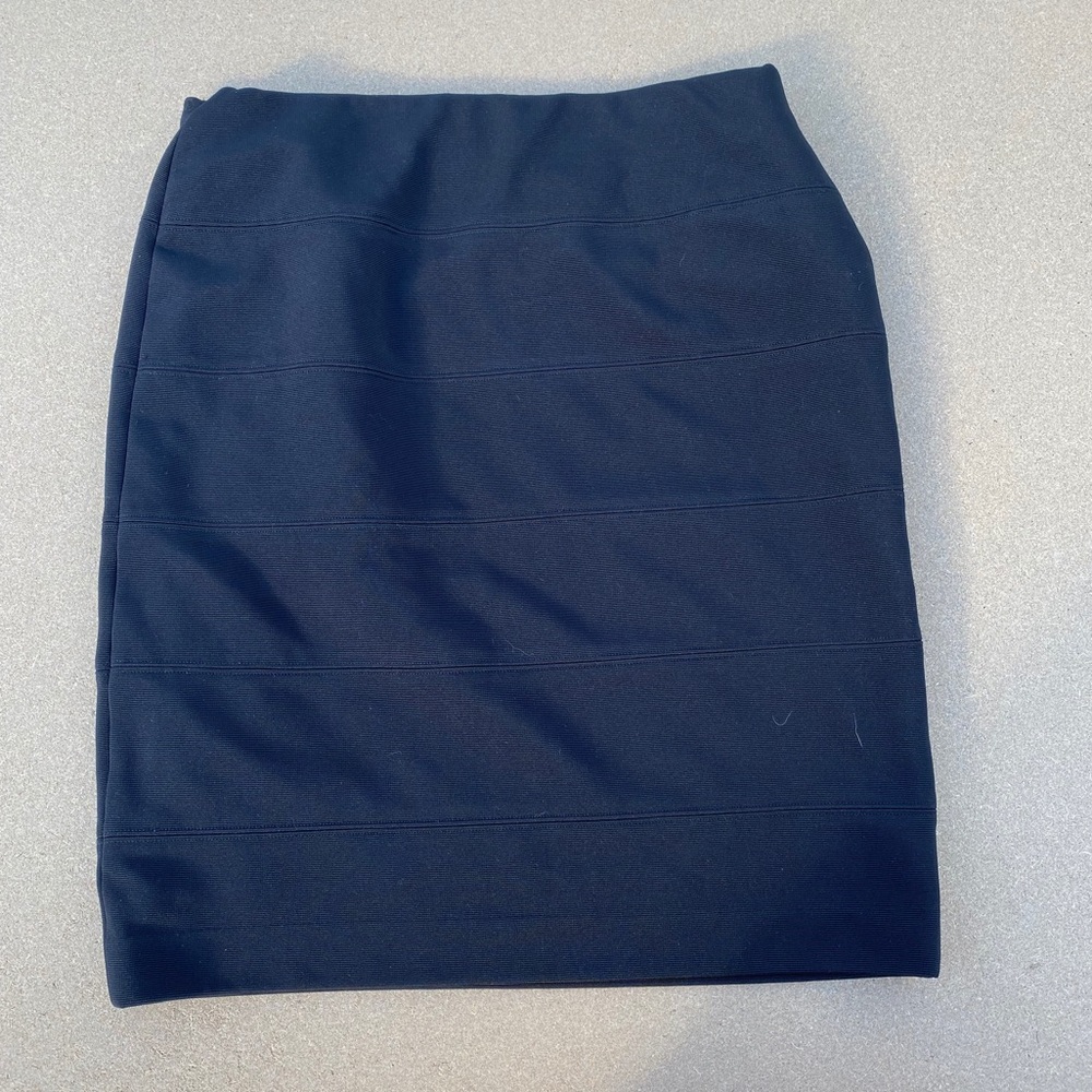 Beautiful black size P/S skirt Alfani